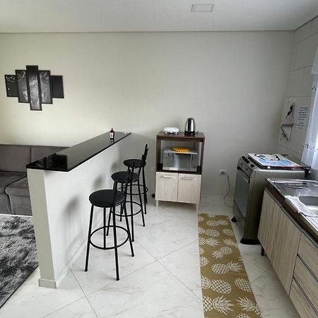 Lindo Apartamento Com 2 Quartos Prox Ao Jardim Botanico E Aeroporto Curitiba Kültér fotó